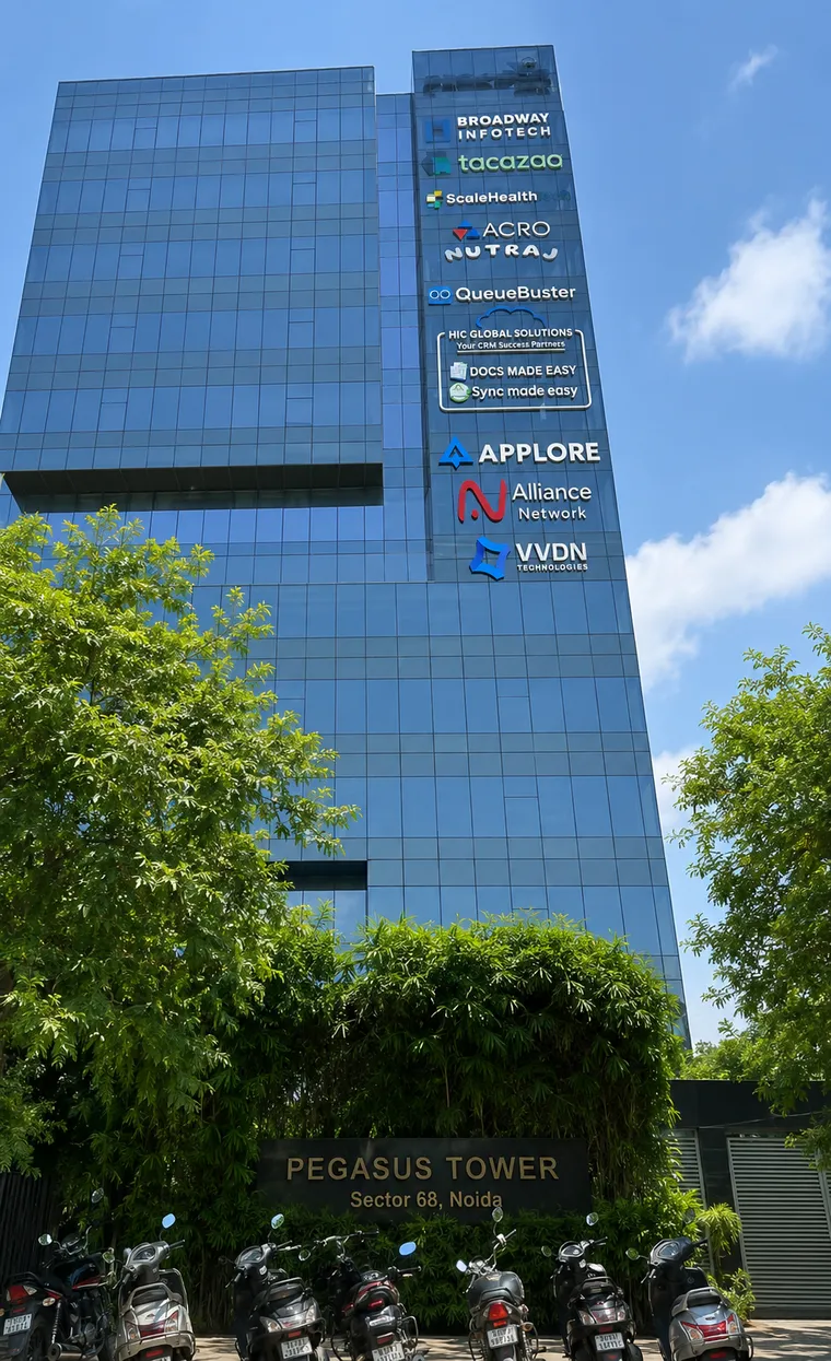 Pegasus Tower in Sector 68 Noida with the Applore sign on the facade